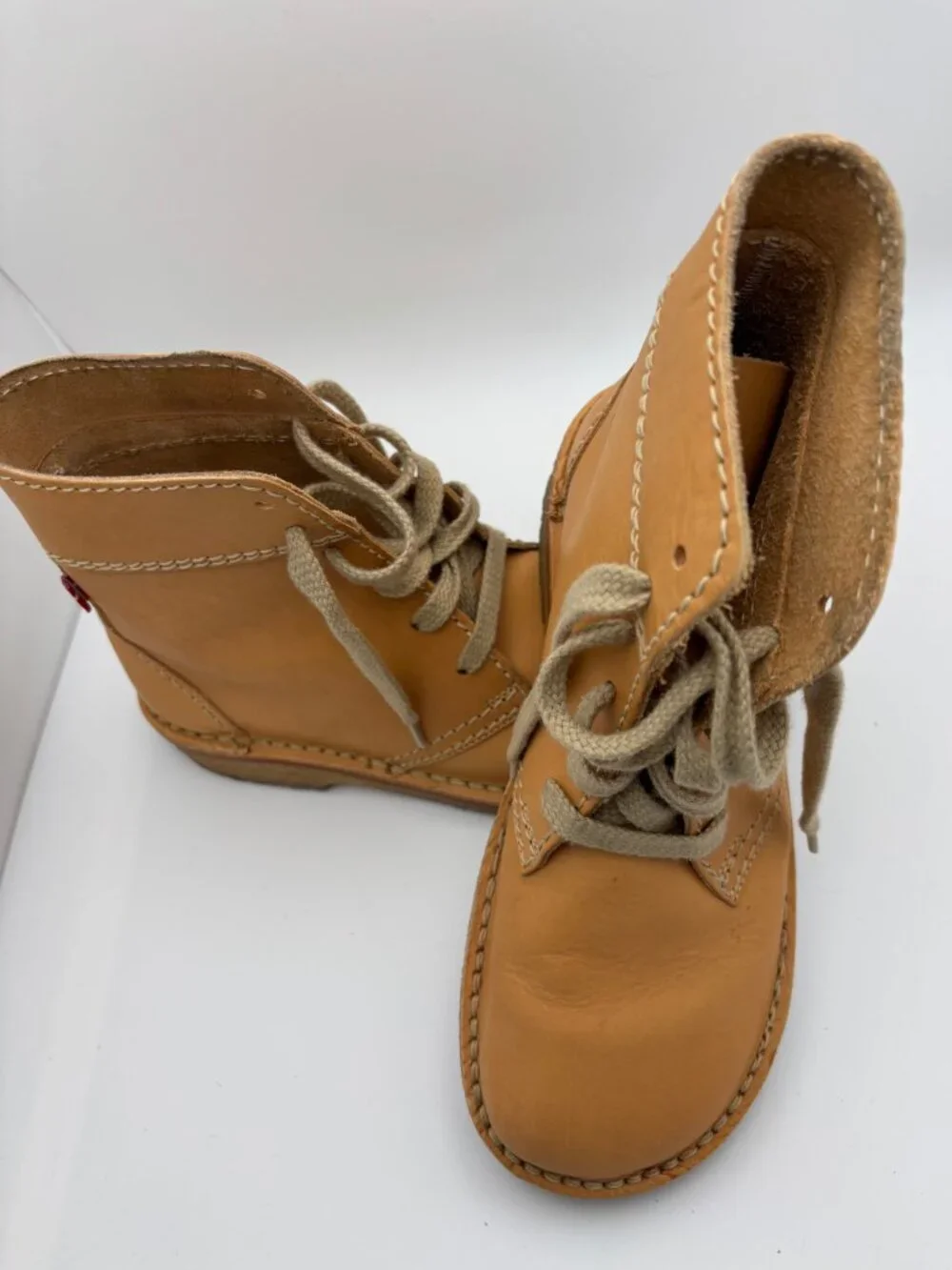 Duckfeet lightly used